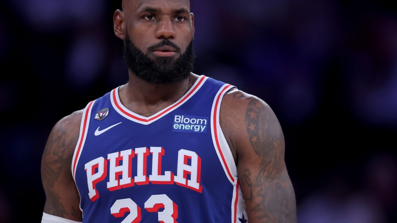 Trump says NBA star LeBron James disrespected US national anthem