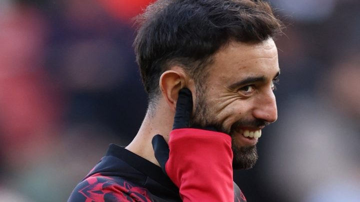 Chelsea vs Manchester United: LIVE – Premier League