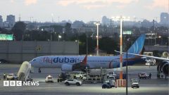 'Hero' pilot stabbed by other pilot on Israel-bound plane, Israeli PM says