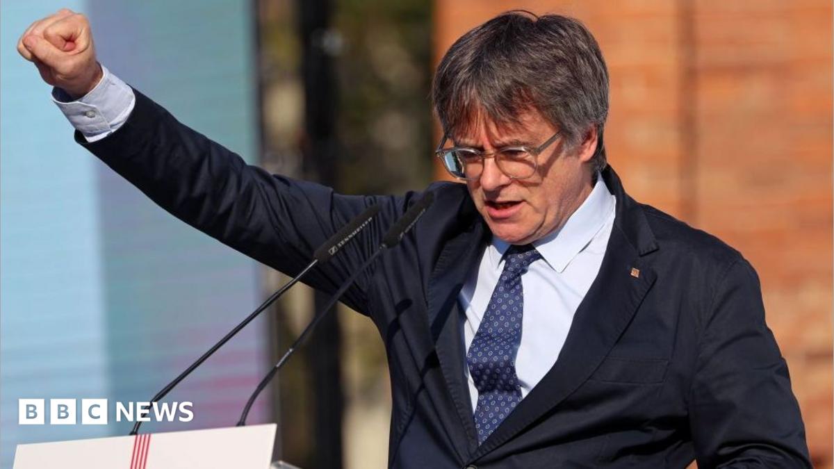 Catalonia's former rebel president can return to Spain, court rules