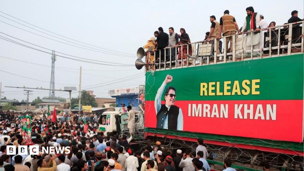 Pakistan has locked down Imran Khan's stronghold - but it could backfire