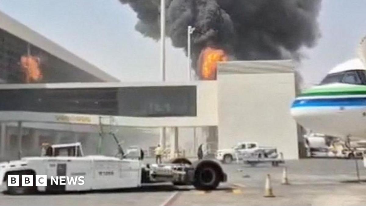 Saudi minister vows 'serious response' to Houthi attacks on airports