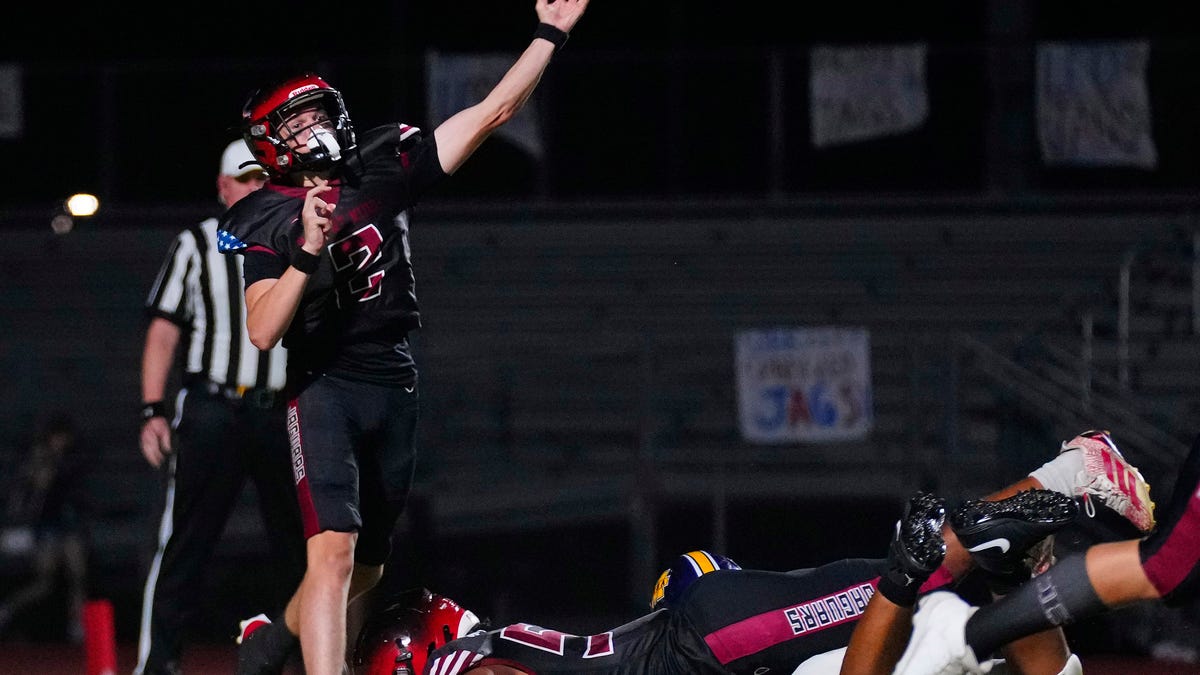 Arizona high school football turmoil grows as dismissed QB returns, media denied access