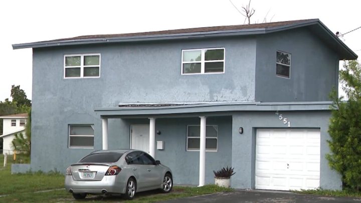 Florida officer took possession of man’s home after finding him dead 4 years ago, police say