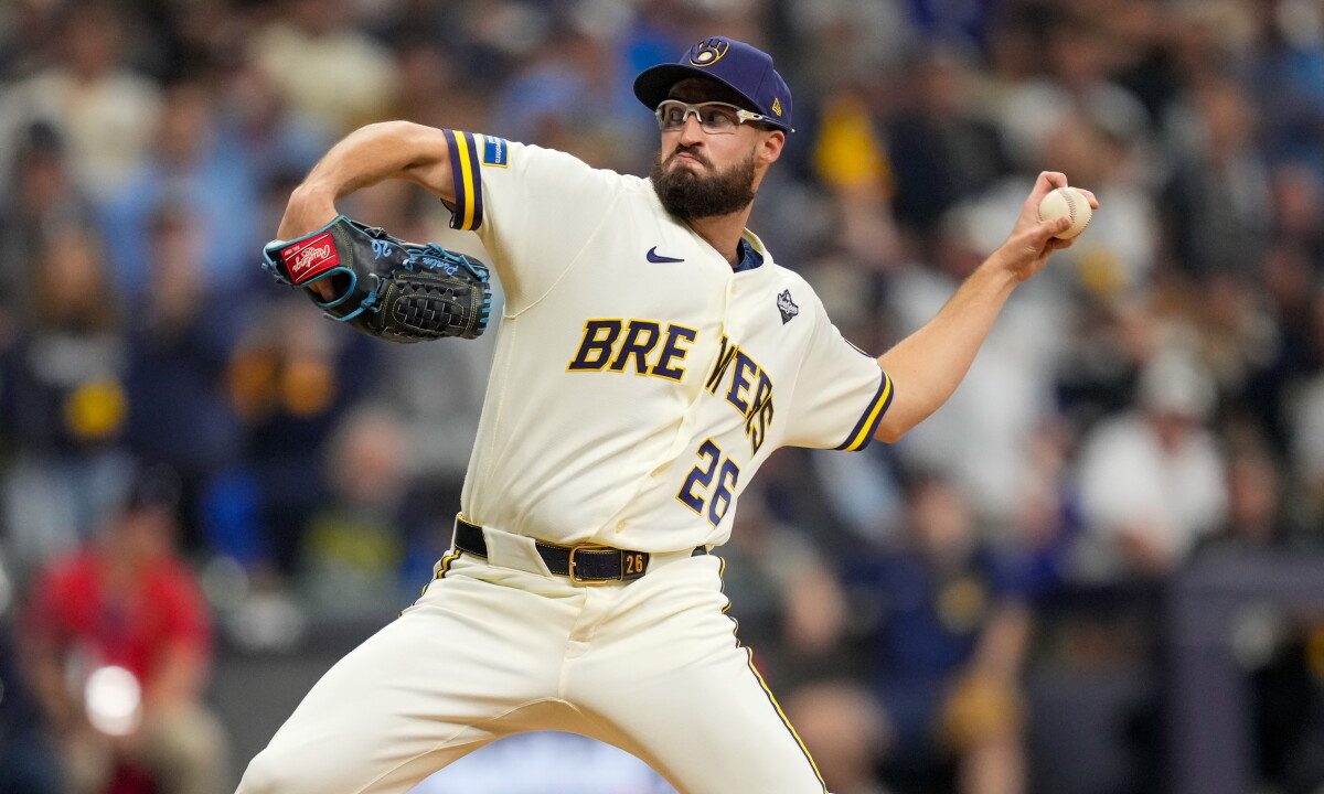 Ashby pasa de sufrir en la postemporada a estar cerca del título de la Serie Mundial y un récord