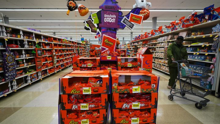 Halloween candy sales are off to a slow start amid high chocolate prices and affordability concerns