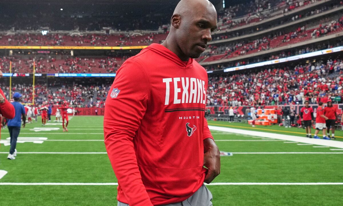 Texans look to regroup at bye after disappointing 2-5 start to season