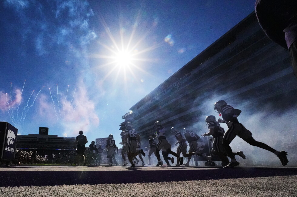 Judges sound a skeptical note about players arguments in key college eligibility case