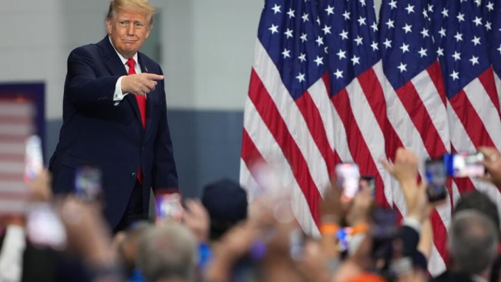 LIVE Trump travels to Alaska to campaign for GOP candidates ahead of midterms