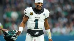 Philadelphia Eagles quarterback Jalen Hurts joins list of athletes diagnosed with blood clots