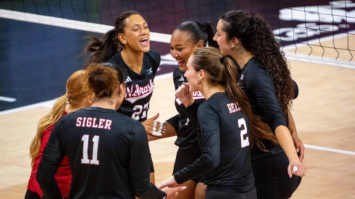 College volleyball rankings after Week 7: Updated AVCA Coaches Poll