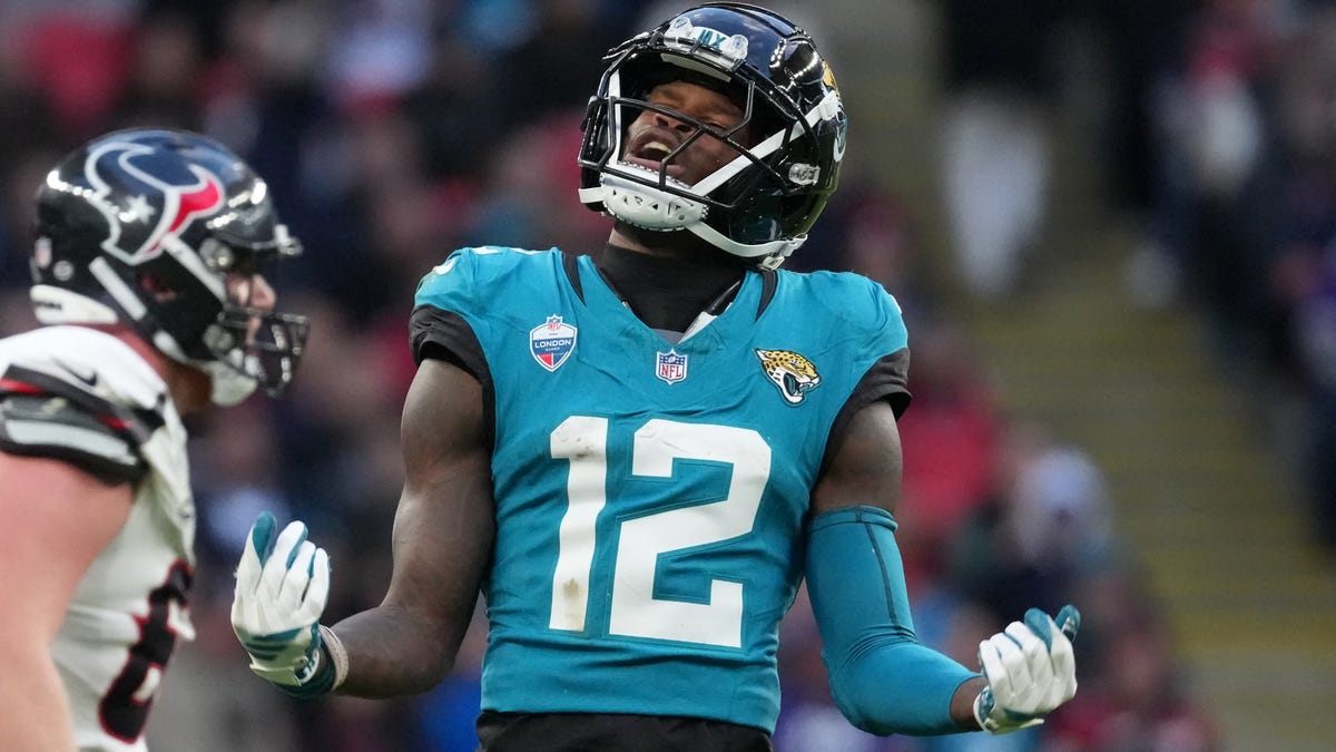 Travis Hunter first player since 2002 to pull off this two-way NFL feat