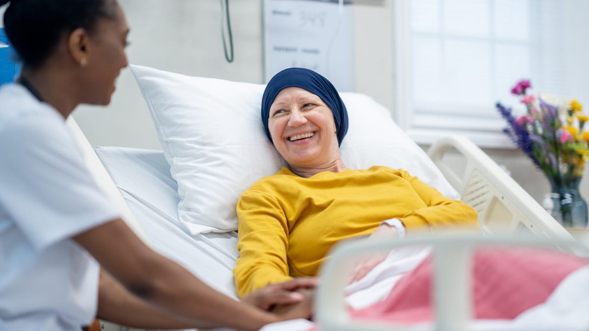 Researchers develop AI photo tool that estimates age, cancer survival