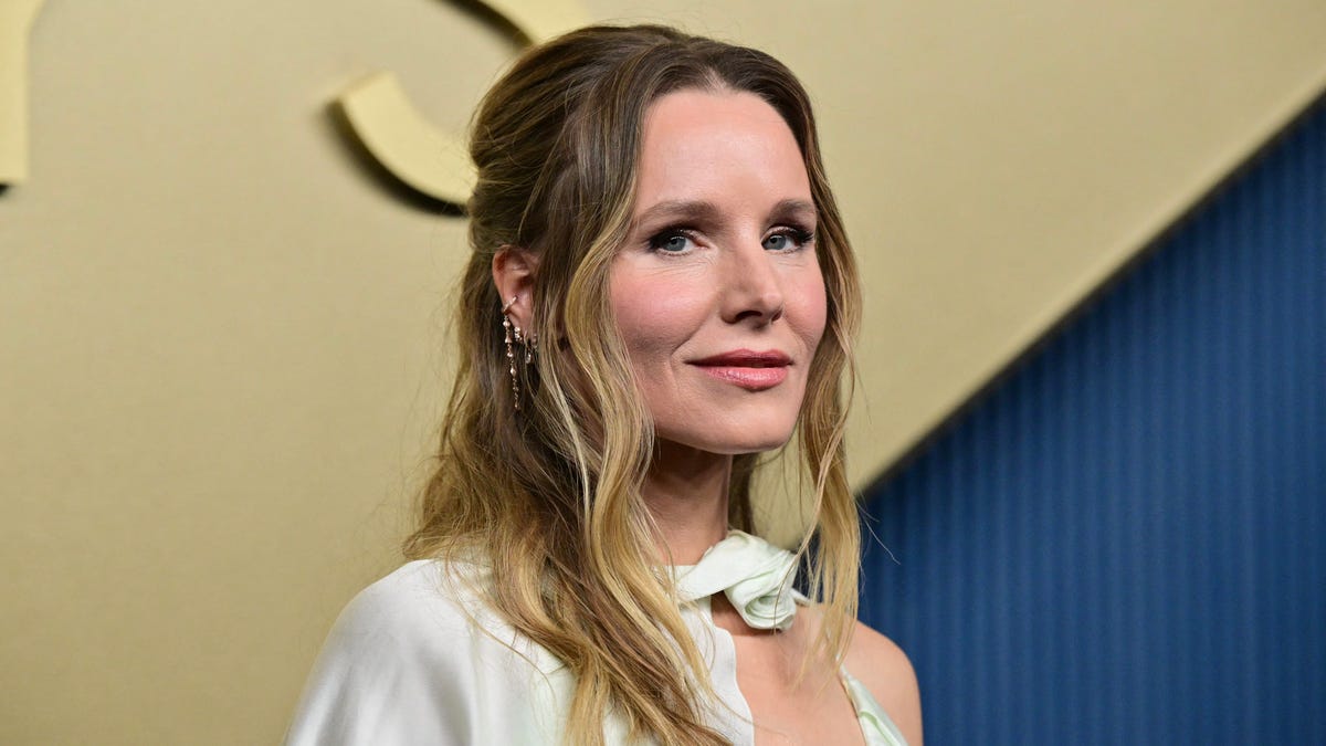 Kristen Bell opens up about motherhood struggles – 'I cry weekly'