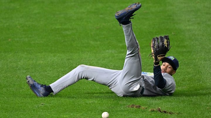 Rays are their own worst enemy. Brewers running them out of this World Series