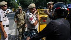 Police detain leaders of India’s ‘cockroach’ movement at New Delhi protest