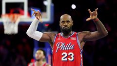 LeBron James, Tyrese Maxey shine as 76ers beat Knicks in NBA Cup thriller
