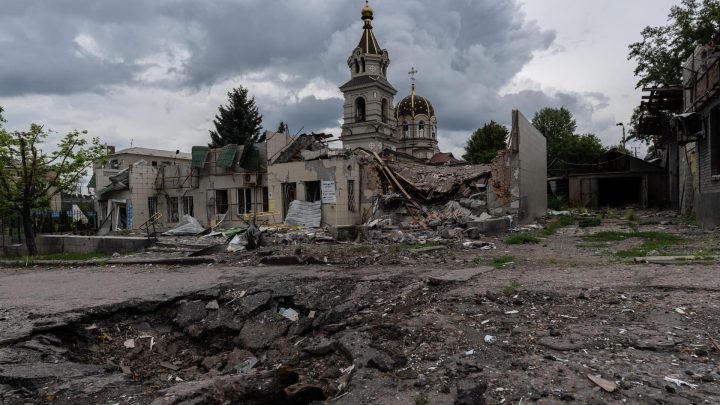 Bangladesh arrests two for luring locals to fight for Russia in Ukraine