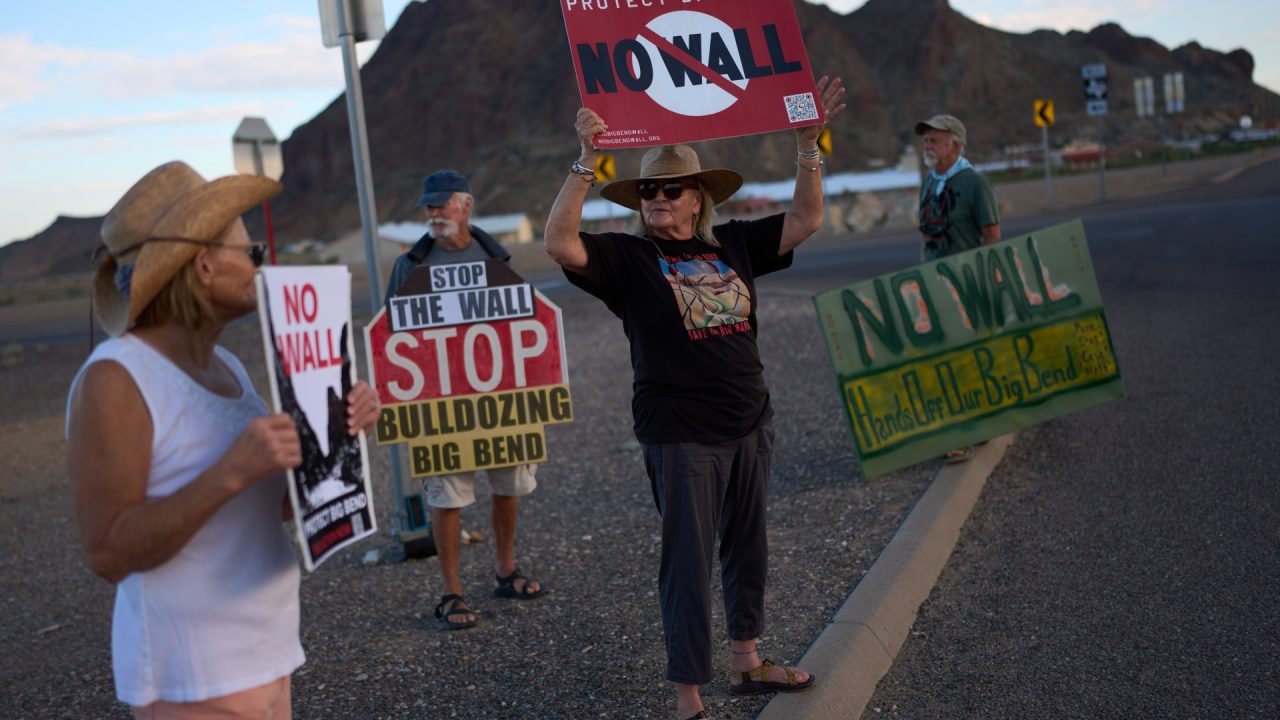 Trump administration seeks Supreme Court approval to build Big Bend wall