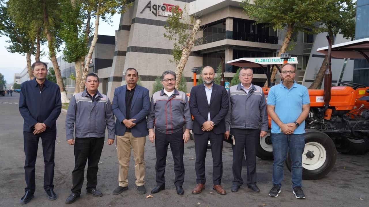 Al-Ghazi Tractors Enters Uzbekistan with First Tractor Exports, Partners with Uzavtosanoat JSC’s AgroTech Klaster