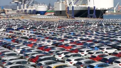 Used-Car Import Order Scandal Deepens: FIA Raids EDB, Officer Removed