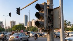 Cable Theft Leaves 33 Traffic Signals Out of Order in Karachi