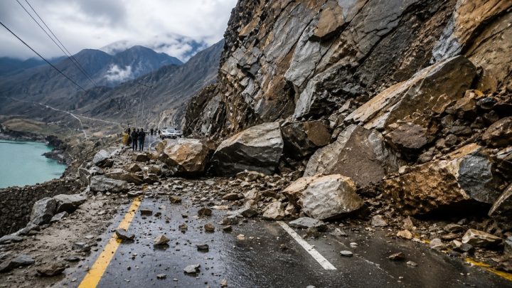 Road to Skardu Closed After Massive Landslide