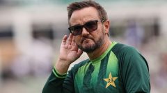 Mike Hesson Set to Continue as Pakistan’s Test Head Coach