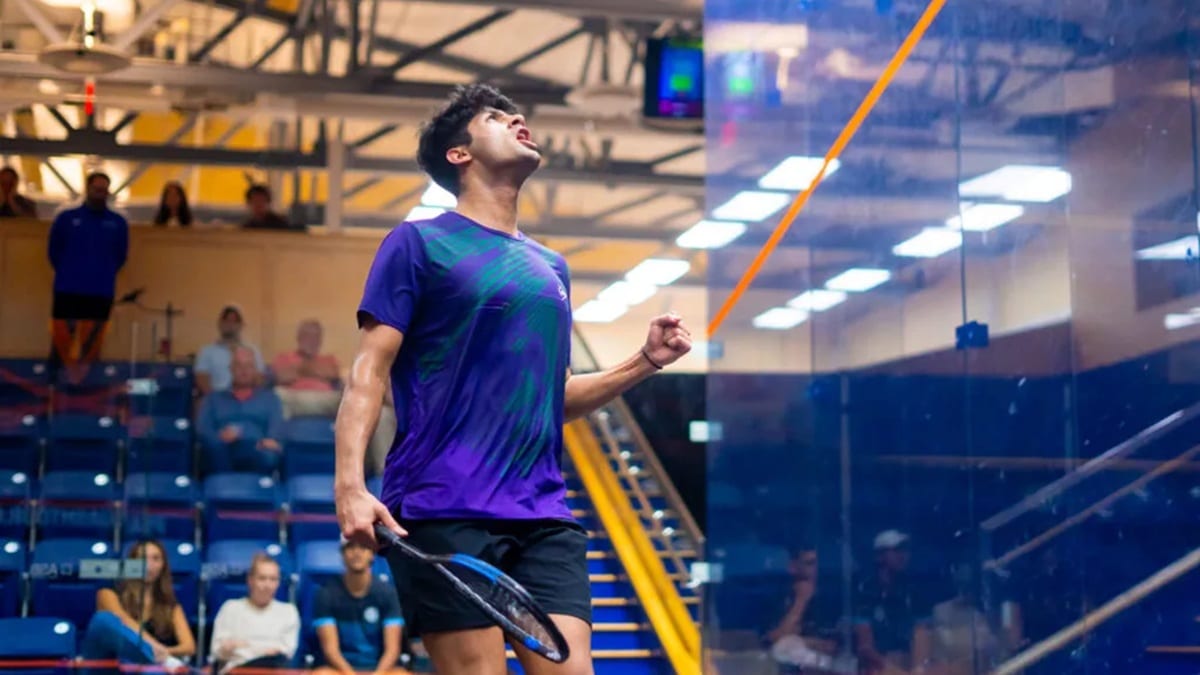 Pakistan Squash Star Stuns Former World No. 1 to Reach Major Tournament Quarterfinals