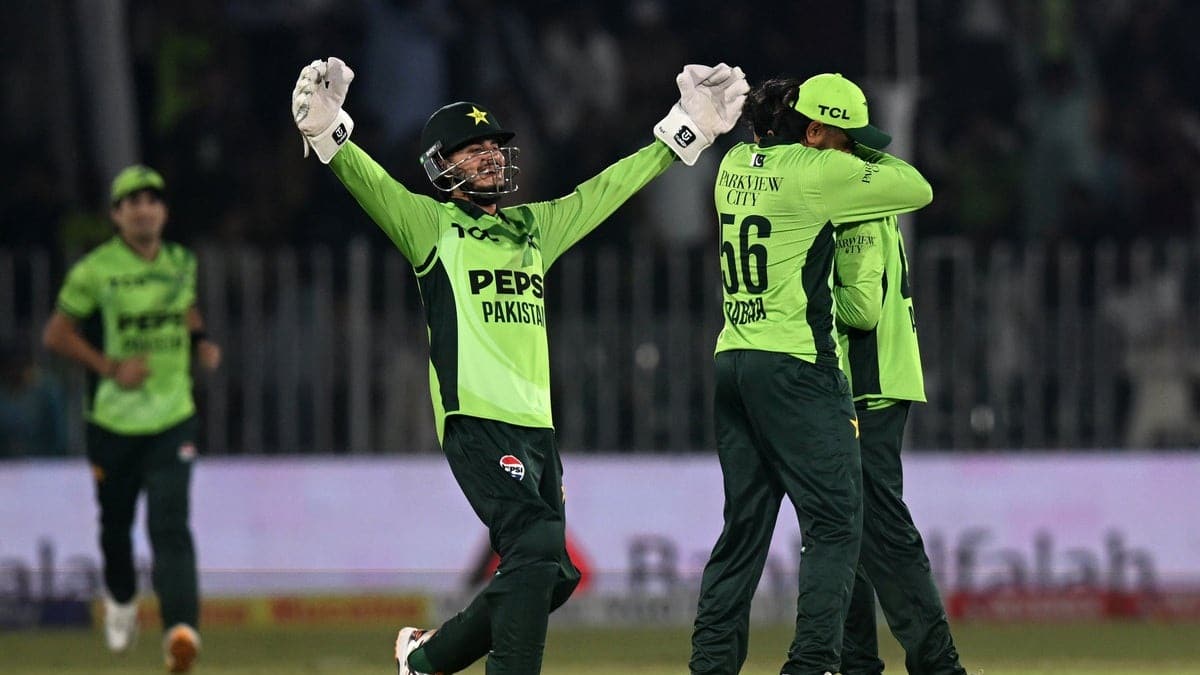 Pakistan Outclass England to Claim Second Win in ODI Tri-Series