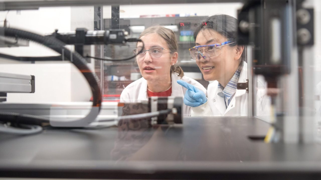 Researcher using $7 million grant to create ‘self-driving’ lab at Ole Miss