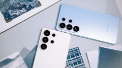 Samsung May Cut Production by 30% as Phones Struggle to Make Money