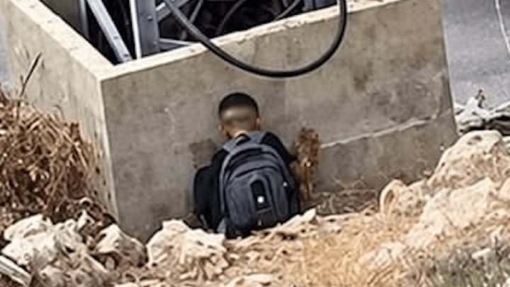 Al Jazeera speaks to Palestinian schoolboy from viral photograph