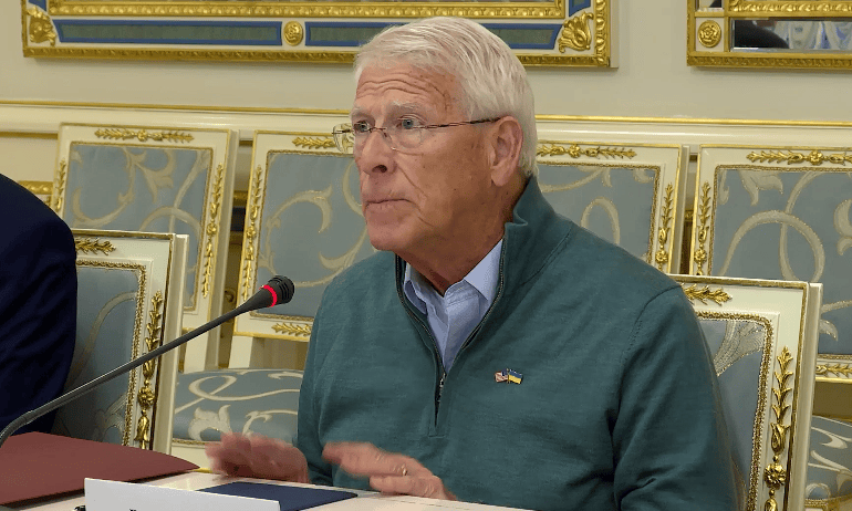 Wicker publicly urges Trump to make a deal with Zelenskyy: “Mr. President, Please Take This Win!”