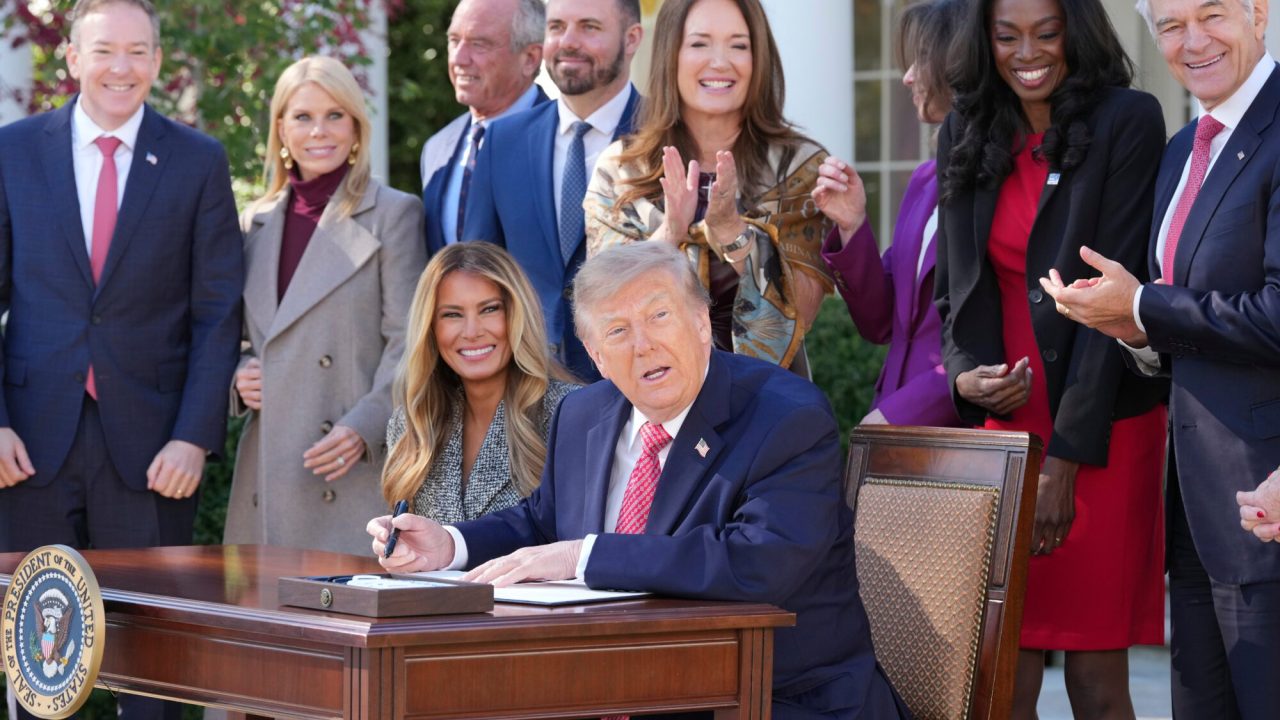 Trump signs an order aimed at boosting women’s health research, a plan backed by the first lady