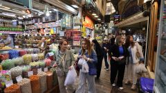 Tehran municipality accused of ‘overstep’ after launching welfare projects