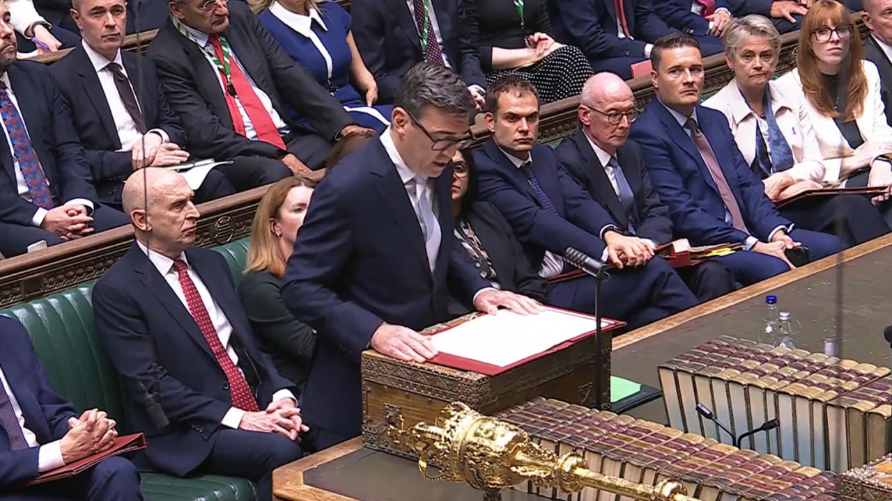 UK PM Andy Burnham vows to renegotiate post-Brexit trade deal with EU