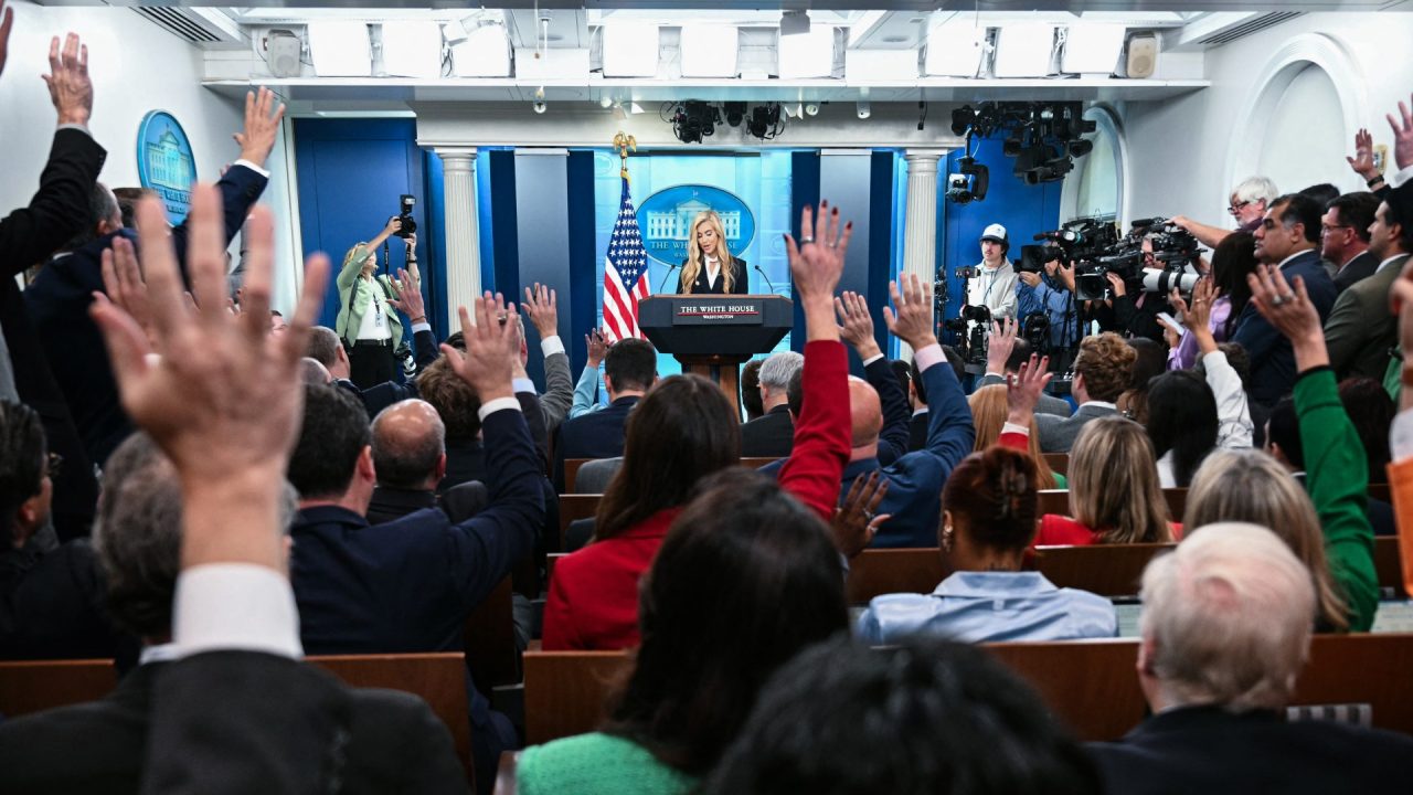 US judge extends White House access for media outlets amid Trump standoff