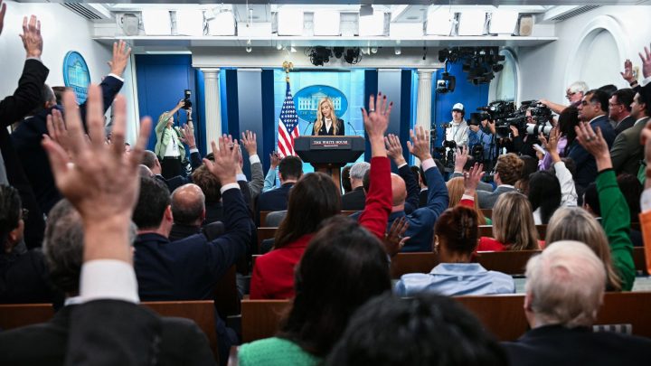 US judge extends White House access for media outlets amid Trump standoff