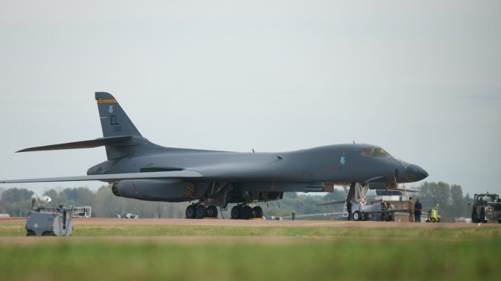 US withdraws B-1 bomber aircraft from UK’s Fairford base amid Iran fears
