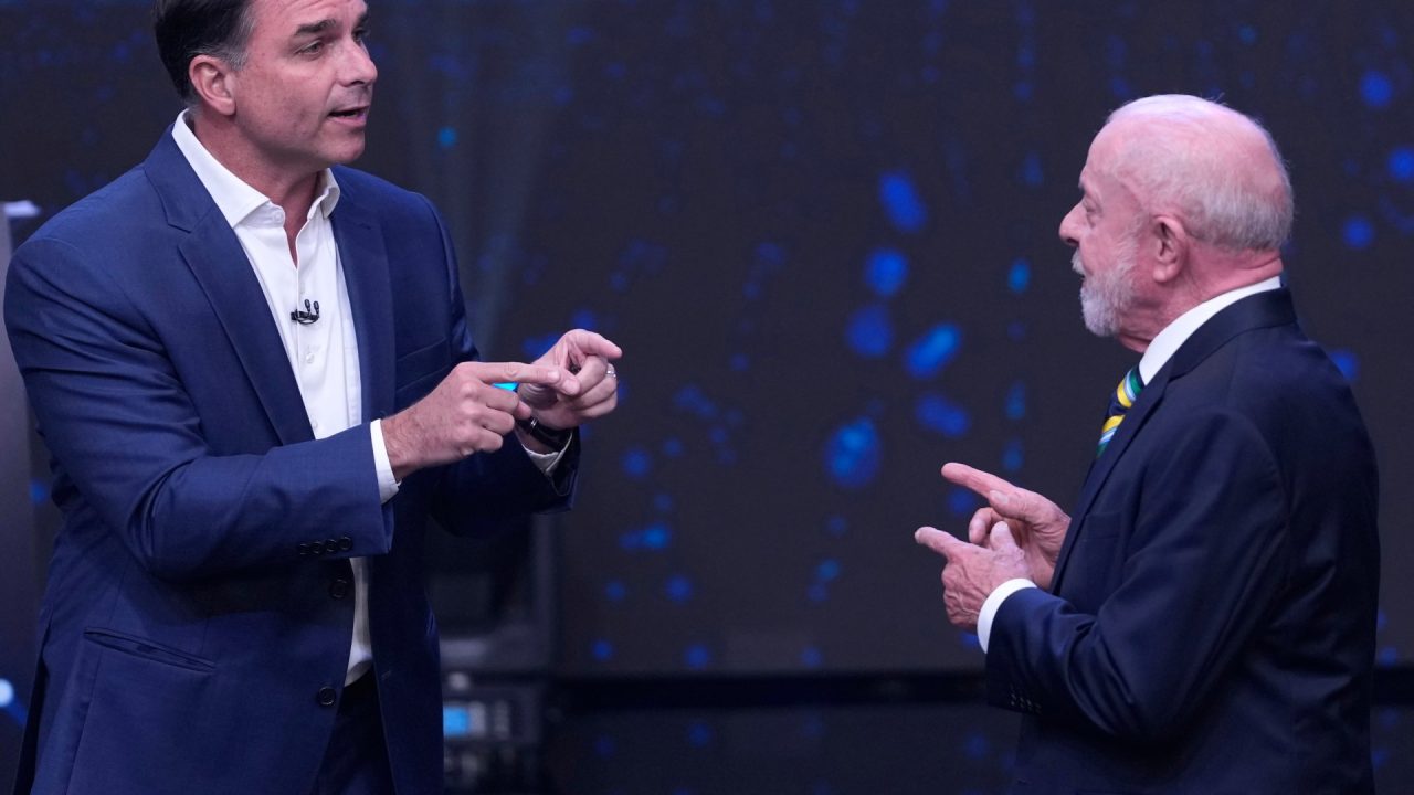 Lula, Bolsonaro seek to disqualify each other ahead of Brazil runoff
