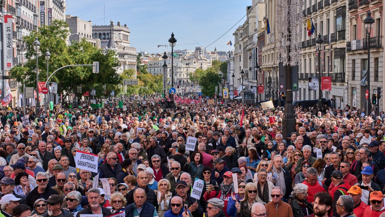 About 25,000 rally in Madrid in support of Spain’s state pension scheme