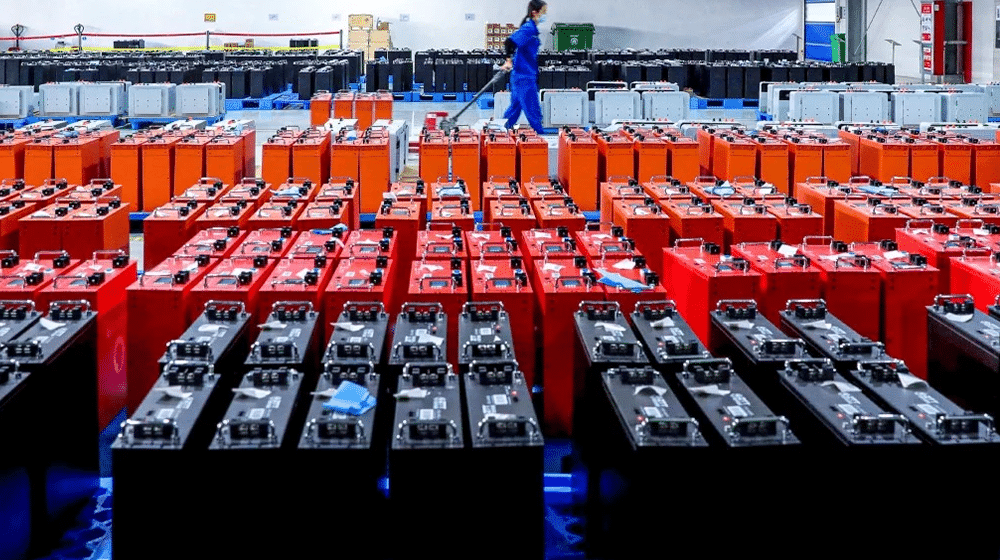 Pakistan Buys Record Batteries in 6 Months to Cut Power Bills