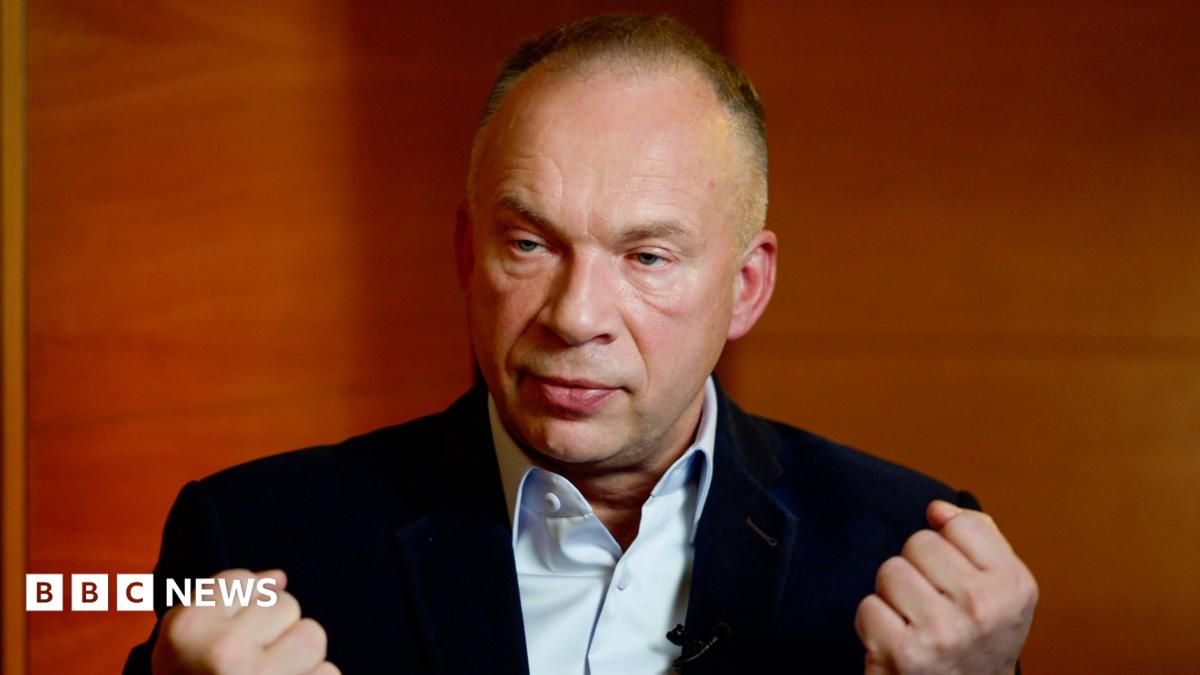 Russia's offensive ability is broken, Kyiv's former top general tells BBC