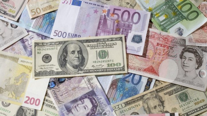 Rupee in Trouble After World Bank Warning