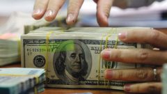 Pakistan Cancels $0.5 Billion High-Interest Loan