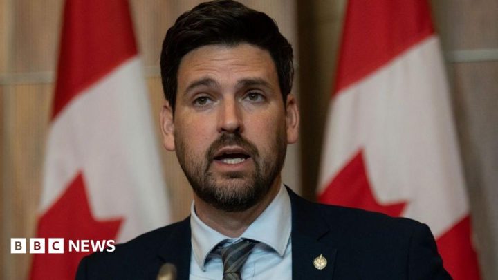 Canada suspends plans to expand assisted dying to people with mental illness
