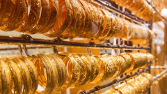 Gold Crosses Key Level in Pakistan