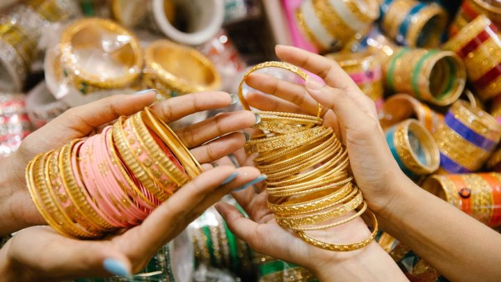 10g Gold Near Rs. 3.8 Lac