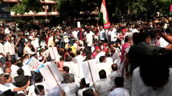 Indian opposition leaders detained during voter lists protest